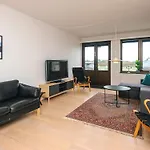 10 Person In Hébergement de vacances *