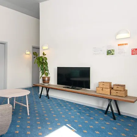 10 Person In Ulfborg * Øhuse