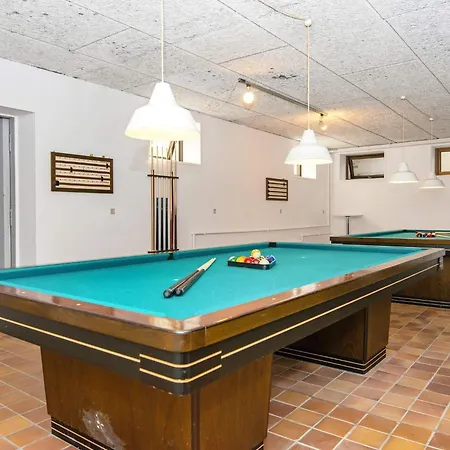 10 Person In Ulfborg 度假居 *