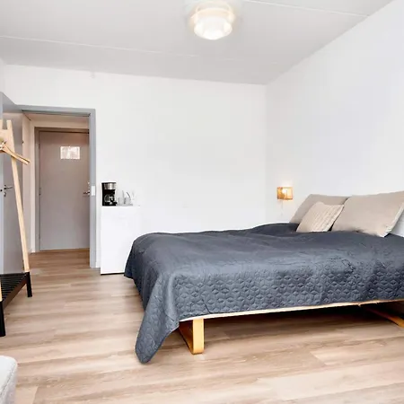 10 Person In Ulfborg Øhuse