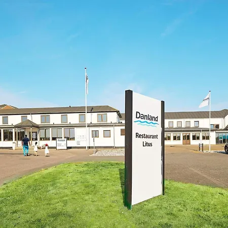 10 Person In Ulfborg *