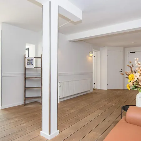 10 Person In Ulfborg *